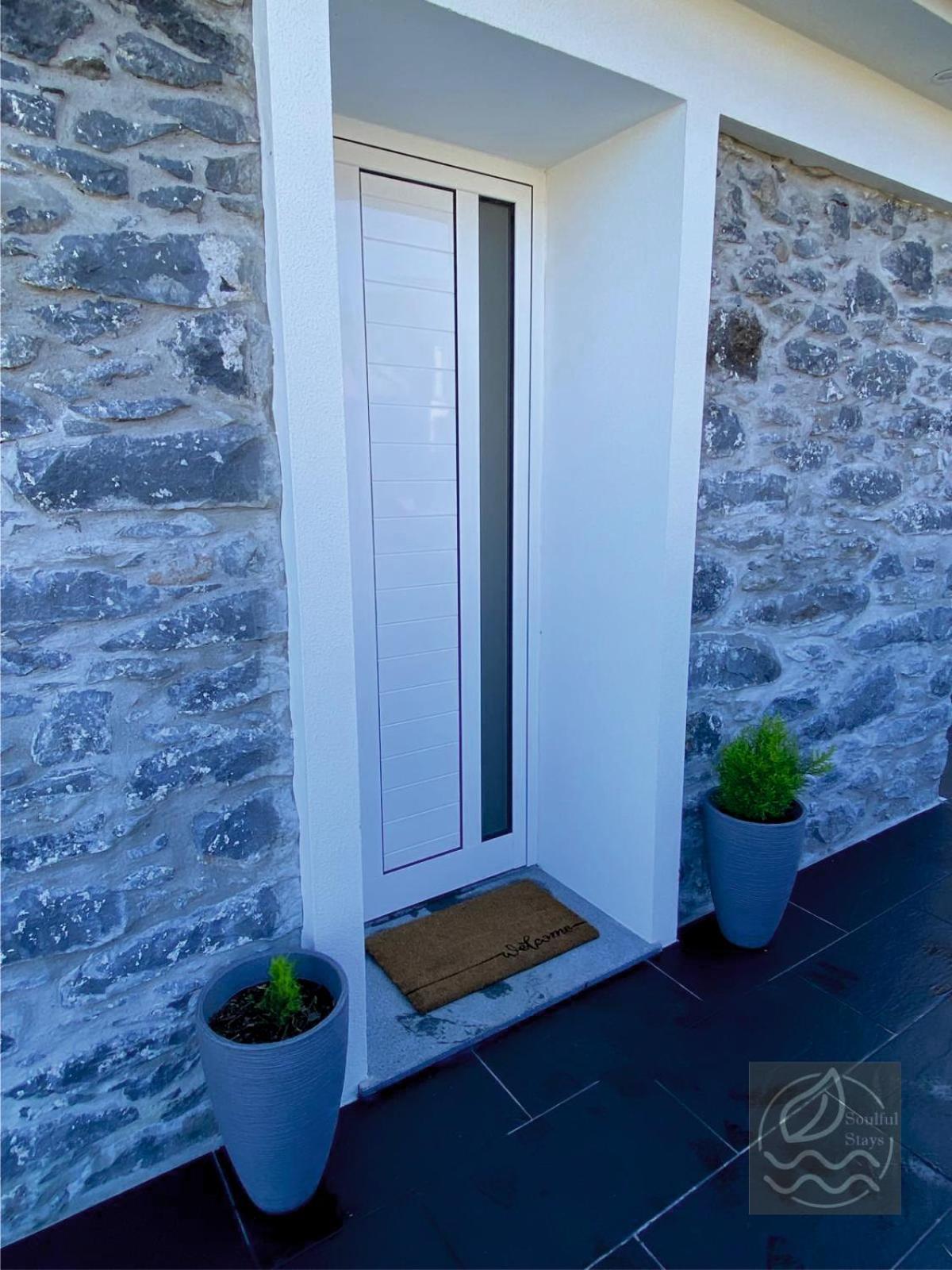 My Little Home Cottage 2 Bedrooms - Soulful Stays ポルト・モニス エクステリア 写真